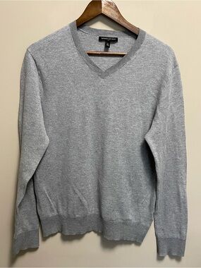 Banana Republic Heather Gray V-Neck Cotton Sweater Men’s Medium